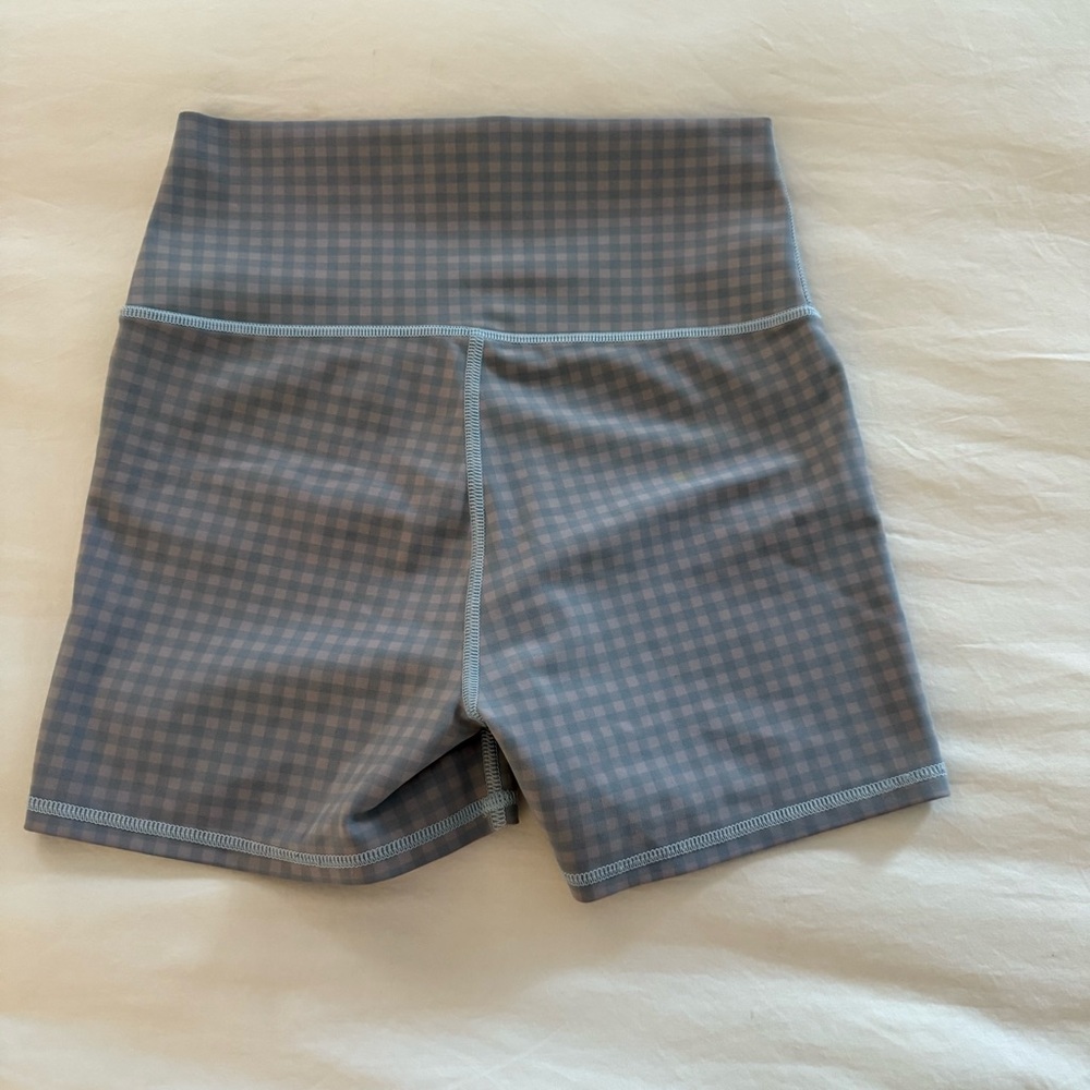 ALO Yoga Women's Blue Gray Check Bike Shorts - Picture 3 of 6